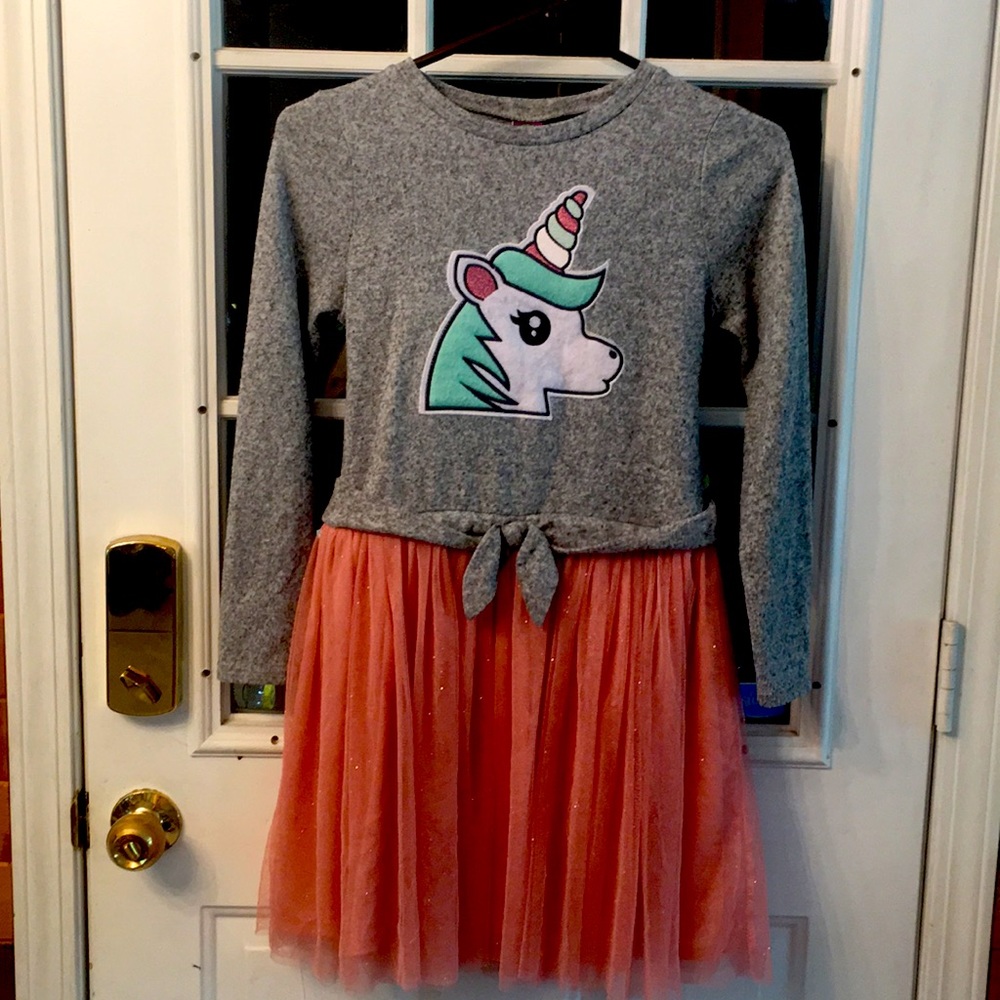 Girls dress
